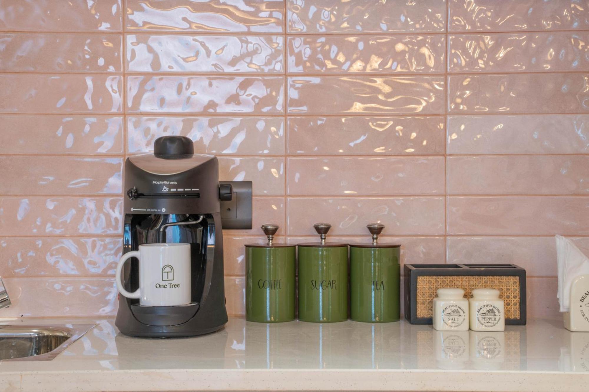 גורגאון Boutique Hotel By One Tree מראה חיצוני תמונה